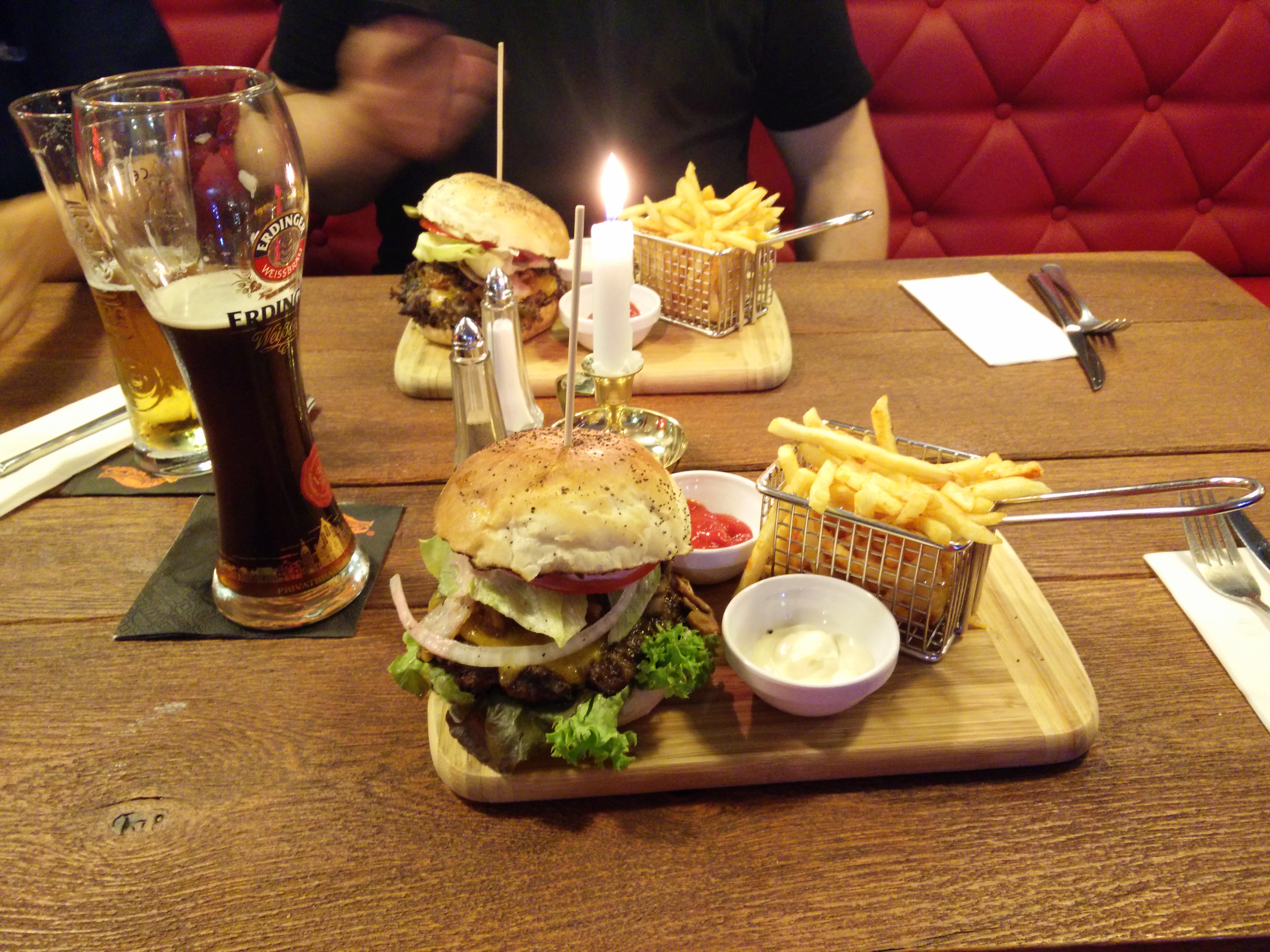 Day 5 Akademy 2016 dinner